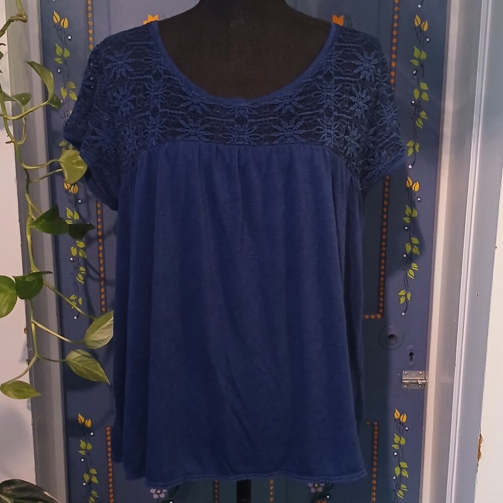 Prince Fox Women's Top